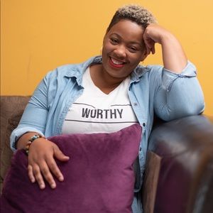 Meet your Posher, Alisha